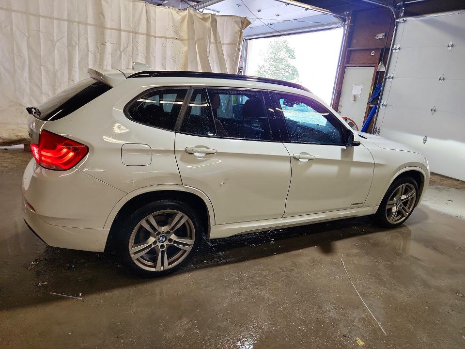 Продаж на аукціоні авто 2015 Bmw X1, vin: WBAVL1C5XFVY35493, номер лоту: 67344586