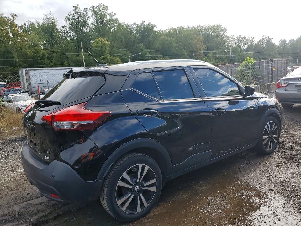70971726 :رقم المزاد ، 3N1CP5CV9LL539174 vin ، 2020 Nissan Kicks مزاد بيع