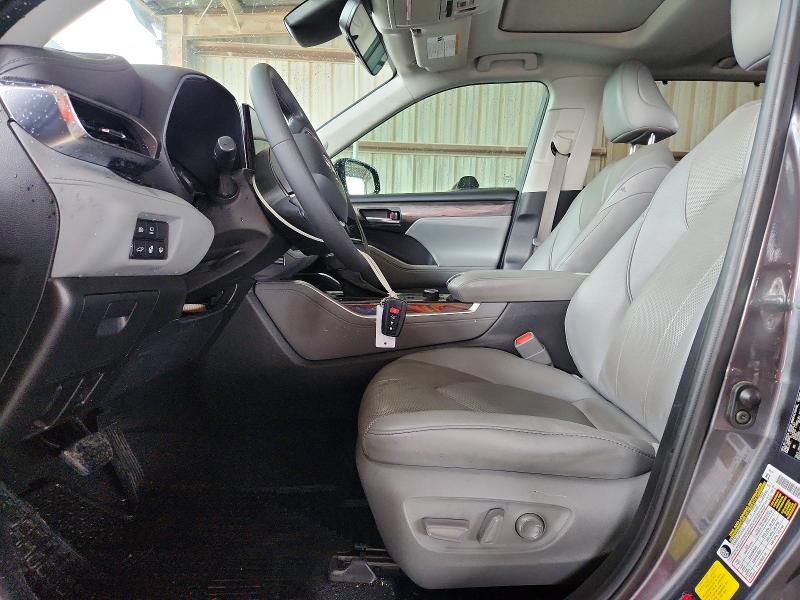 Продаж на аукціоні авто 2021 Toyota Highlander, vin: 5TDDZRBH9MS121417, номер лоту: 67810676