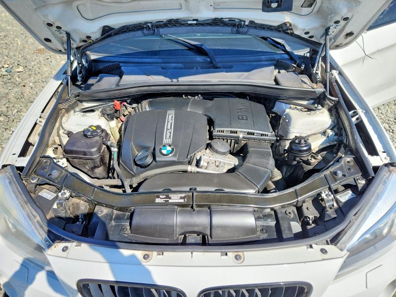 2015 Bmw X1 მანქანა იყიდება აუქციონზე, vin: WBAVM5C57FVV93637, აუქციონის ნომერი: 68387646