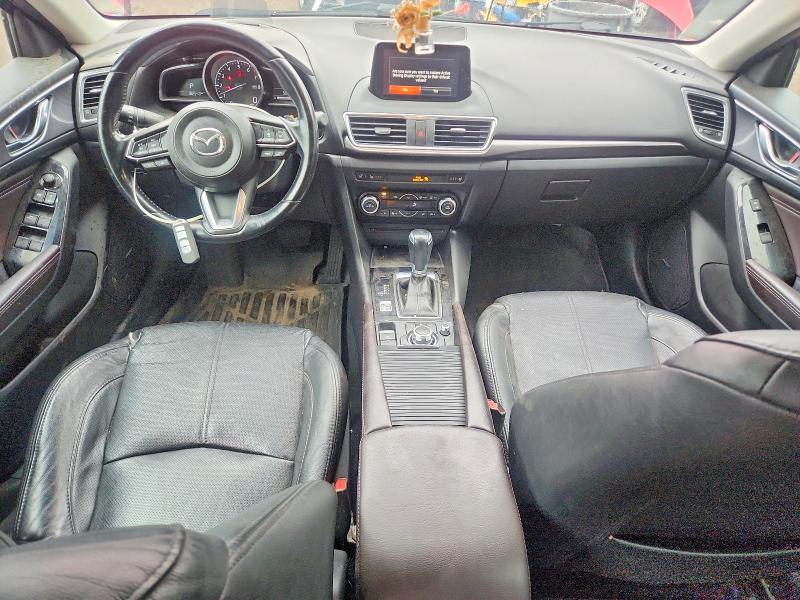 68546976 :رقم المزاد ، 3MZBN1M3XJM189790 vin ، 2018 Mazda 3 مزاد بيع