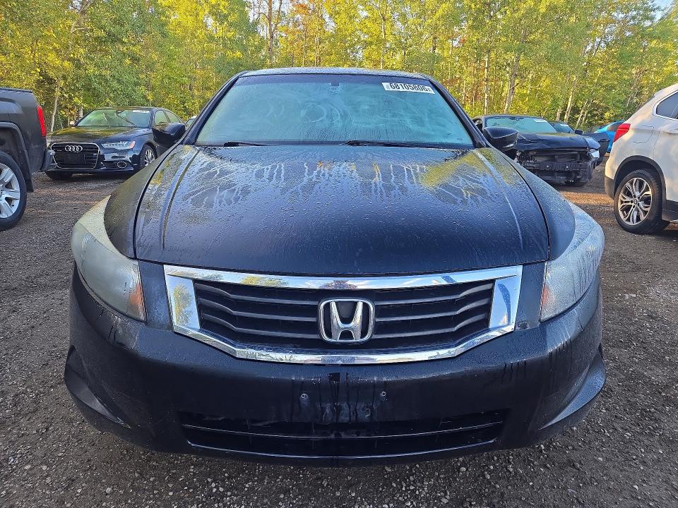 68105806 :رقم المزاد ، 1HGCP2F83AA093420 vin ، 2010 Honda Accord مزاد بيع