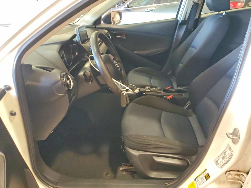2017 Toyota Yaris Ia მანქანა იყიდება აუქციონზე, vin: 3MYDLBYV3HY163717, აუქციონის ნომერი: 70849856