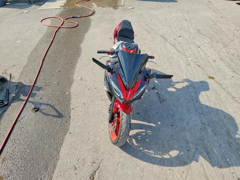 Продаж на аукціоні авто 2017 Kawasaki Ex650, vin: JKAEXEJ17HDA01640, номер лоту: 68893726