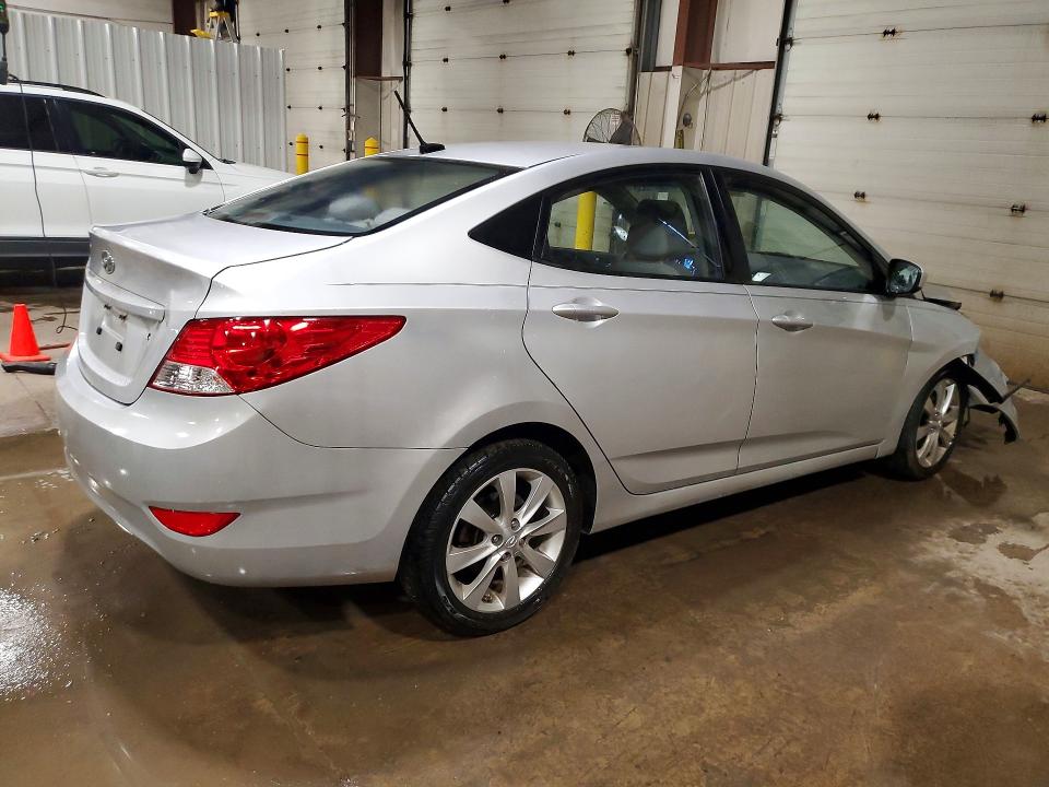 Продажа на аукционе авто 2013 Hyundai Accent, vin: KMHCU4AE4DU321472, номер лота: 70071836