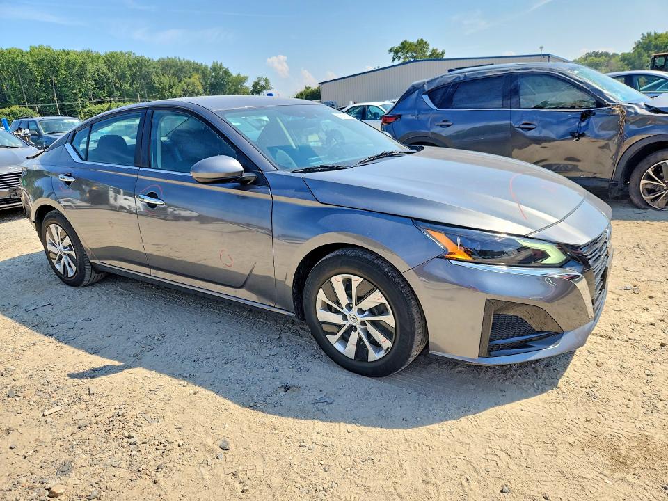 Продаж на аукціоні авто 2023 Nissan Altima, vin: 1N4BL4BV4PN389373, номер лоту: 67876626