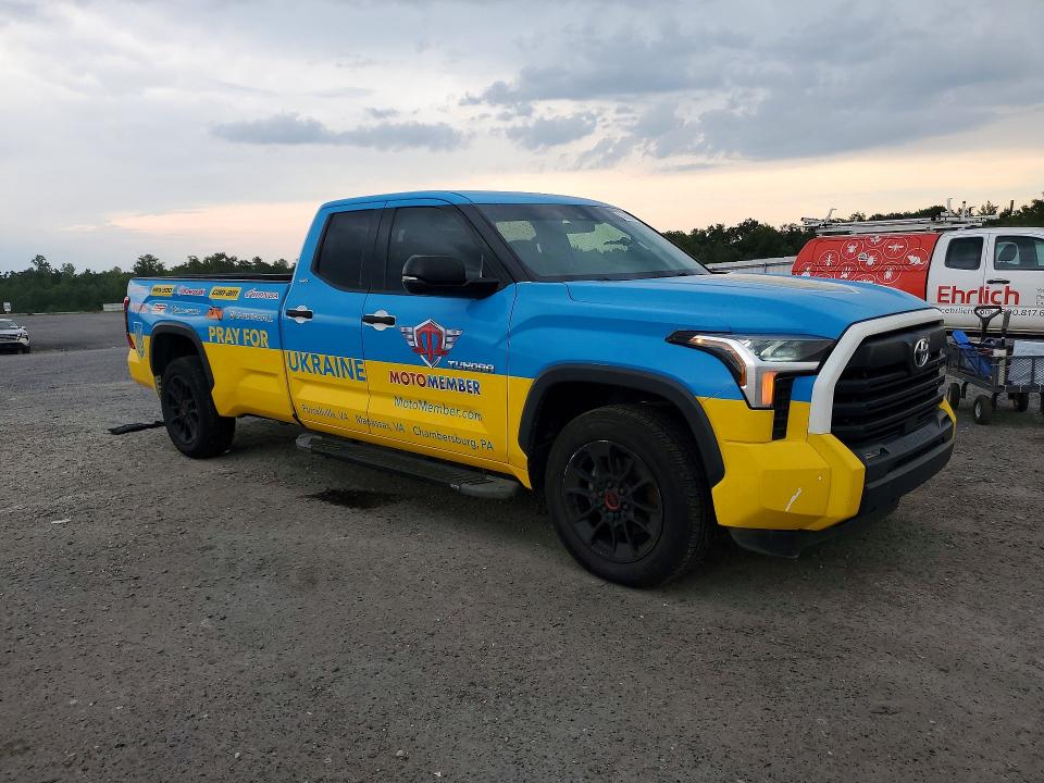 67453346 :رقم المزاد ، 5TFLA5GD8NX001671 vin ، 2022 Toyota Tundra مزاد بيع