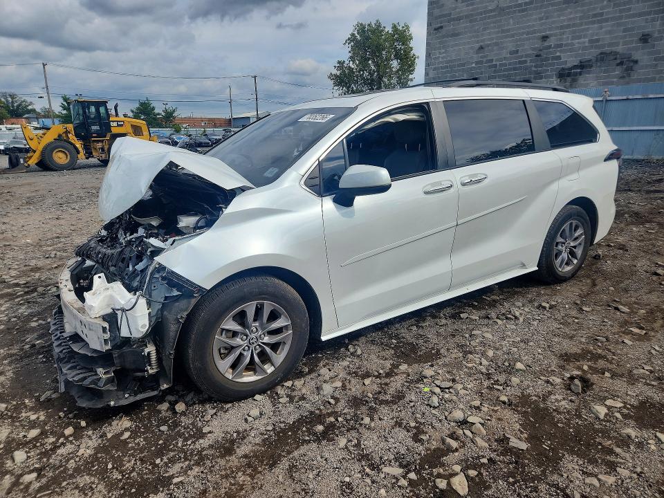Aukcja sprzedaży 2023 Toyota Sienna, vin: 5TDJRKEC7PS150011, numer aukcji: 70352266