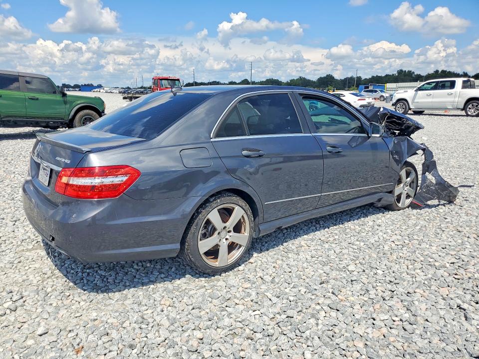 2010 Mercedes-benz E მანქანა იყიდება აუქციონზე, vin: WDDHF5GB8AA206285, აუქციონის ნომერი: 67458566