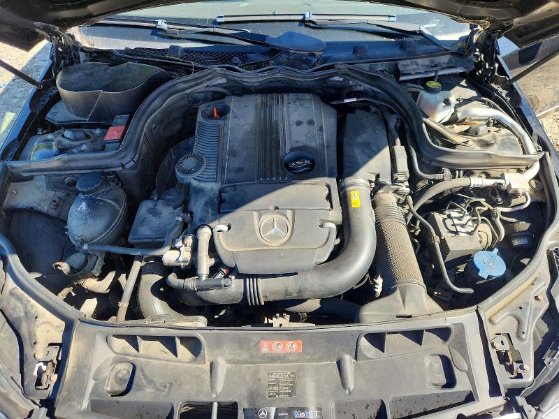 69089456 :رقم المزاد ، WDDGF4HB5CR216667         vin ، 2012 Mercedes-benz C مزاد بيع
