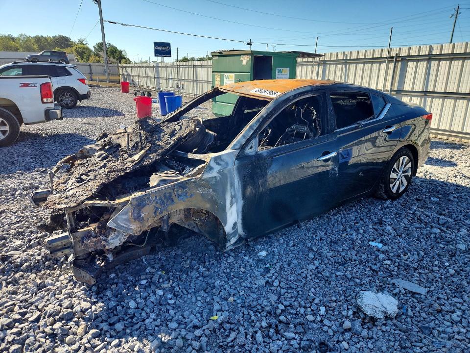 2019 Nissan Altima მანქანა იყიდება აუქციონზე, vin: 1N4BL4BV9KC241143, აუქციონის ნომერი: 68267986