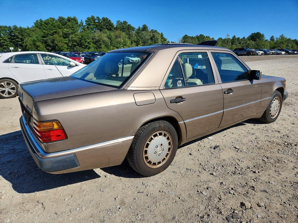 69246436 :رقم المزاد ، WDBEB28D9LB183778 vin ، 1990 Mercedes-benz 300 مزاد بيع