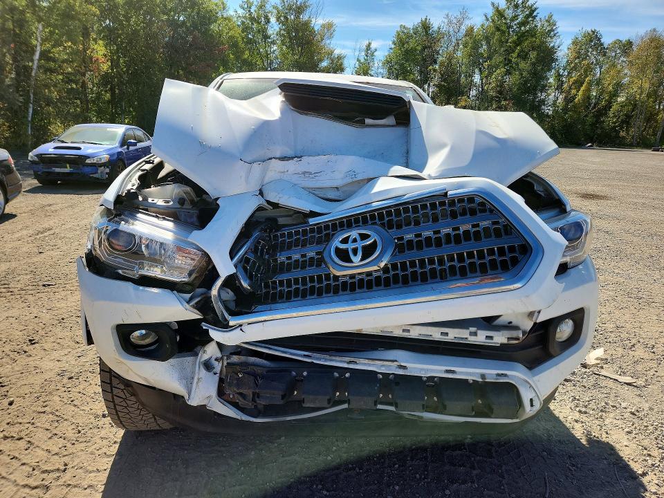 2017 Toyota Tacoma მანქანა იყიდება აუქციონზე, vin: 5TFDZ5BN6HX014517, აუქციონის ნომერი: 69714086