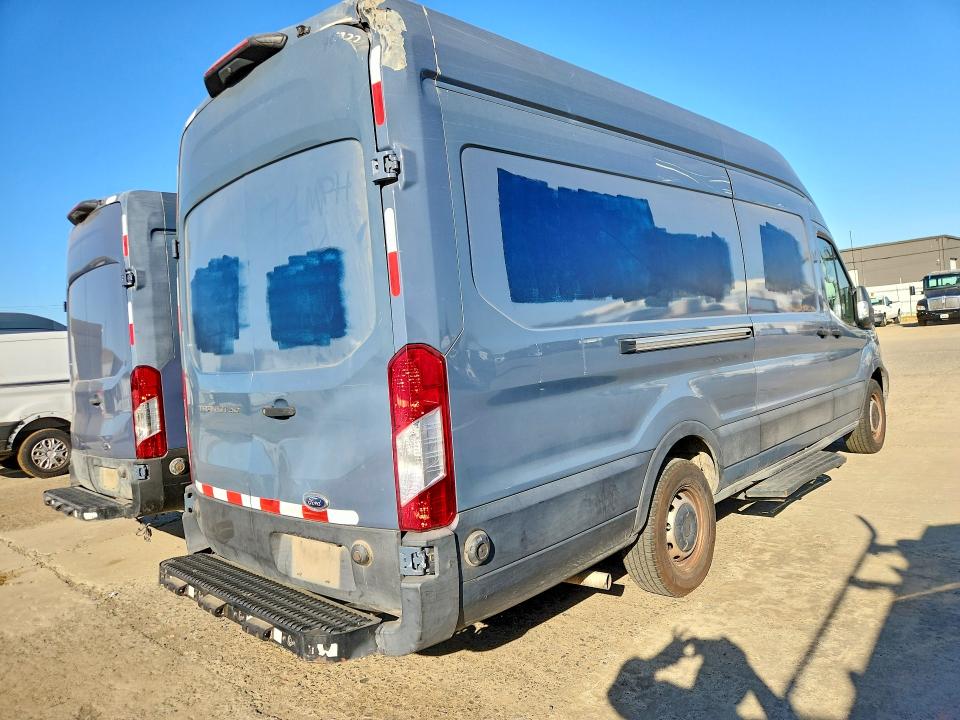 69054916 :رقم المزاد ، 1FTBR3X86LKA72602 vin ، 2020 Ford Transit 250 مزاد بيع
