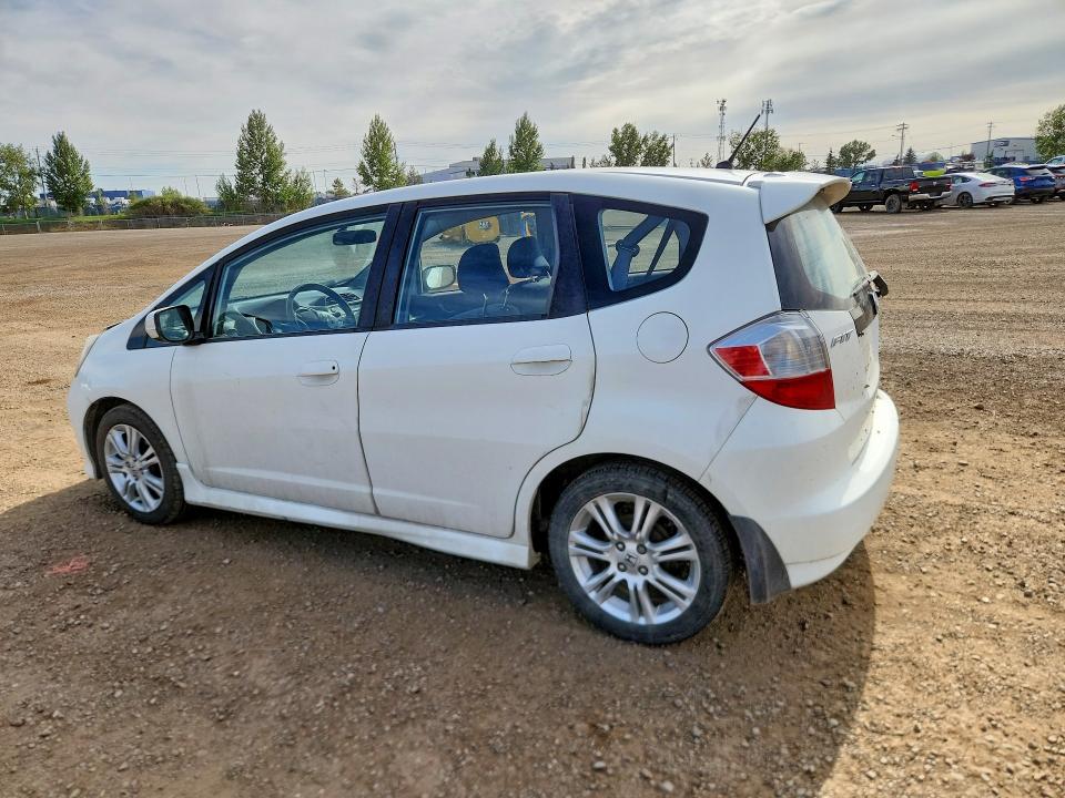 2009 Honda Fit მანქანა იყიდება აუქციონზე, vin: JHMGE888X9S805173, აუქციონის ნომერი: 67317326