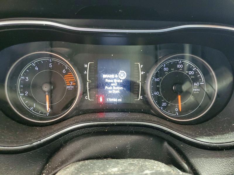 2019 Jeep Cherokee მანქანა იყიდება აუქციონზე, vin: 1C4PJLLB6KD296809, აუქციონის ნომერი: 70240466