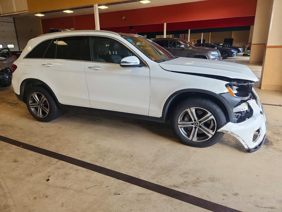 Продажа на аукционе авто 2018 Mercedes-benz Glc, vin: WDC0G4KB7JV022965, номер лота: 69390226