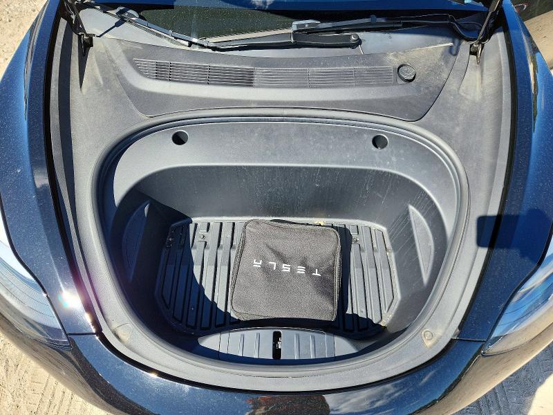 Продажа на аукционе авто 2023 Tesla Model 3, vin: 5YJ3E1EC3PF680382, номер лота: 69728826