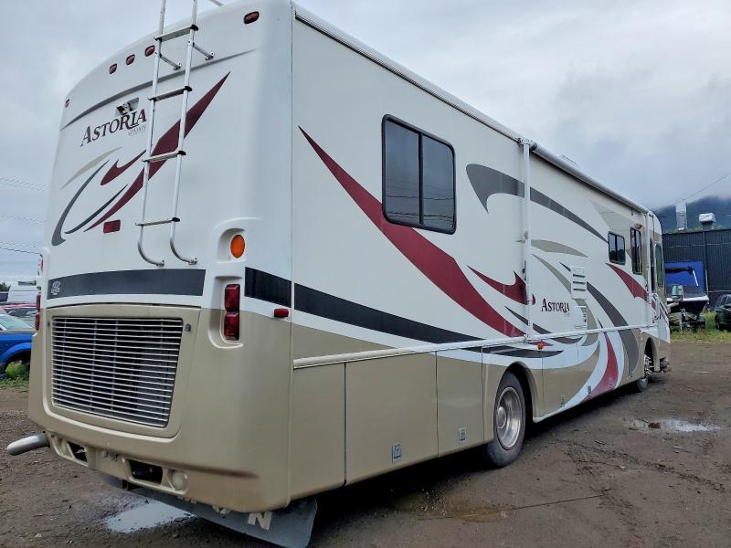 66977336 :رقم المزاد ، 4UZAB2BV05CV86235 vin ، 2005 Freightliner Chassis مزاد بيع