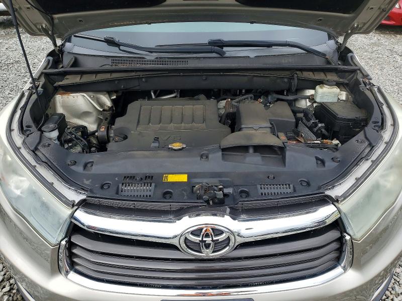 70771446 :رقم المزاد ، 5TDBKRFH1FS165470 vin ، 2015 Toyota Highlander مزاد بيع