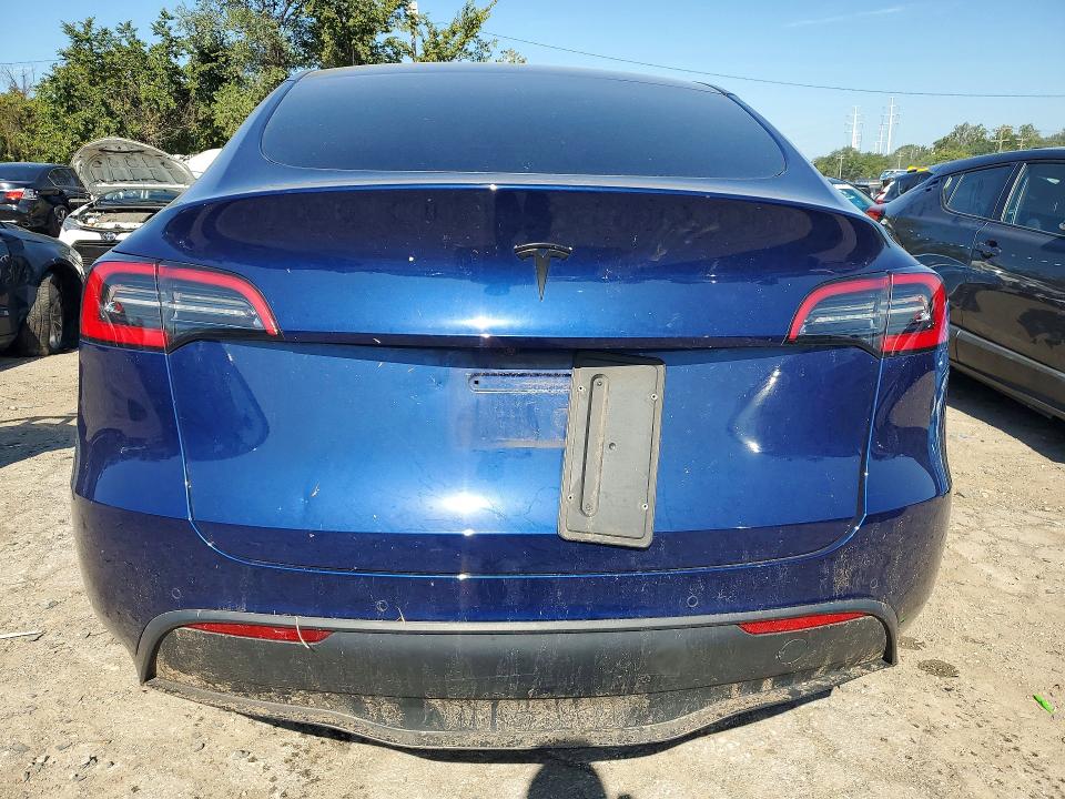 68912596 :رقم المزاد ، 5YJYGDEE0MF129647 vin ، 2021 Tesla Model Y مزاد بيع