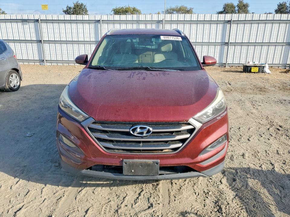69971536 :رقم المزاد ، KM8J3CA44GU126827 vin ، 2016 Hyundai Tucson مزاد بيع