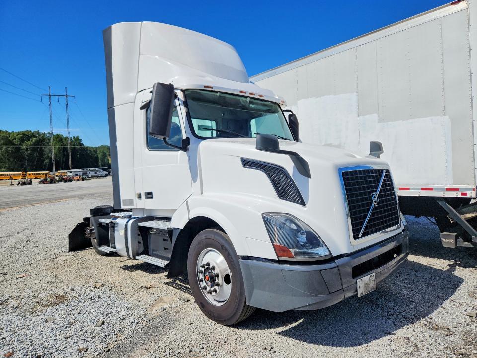 Aukcja sprzedaży 2018 Volvo Vnl, vin: 4V4N39TGXJN892776, numer aukcji: 69939336