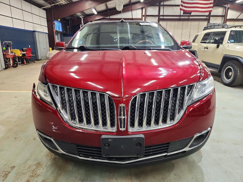 Продажа на аукционе авто 2013 Lincoln Mkx, vin: 2LMDJ8JK4DBL23730, номер лота: 69572616