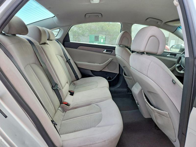 70568216 :رقم المزاد ، 5NPE24AF5FH031153 vin ، 2015 Hyundai Sonata مزاد بيع