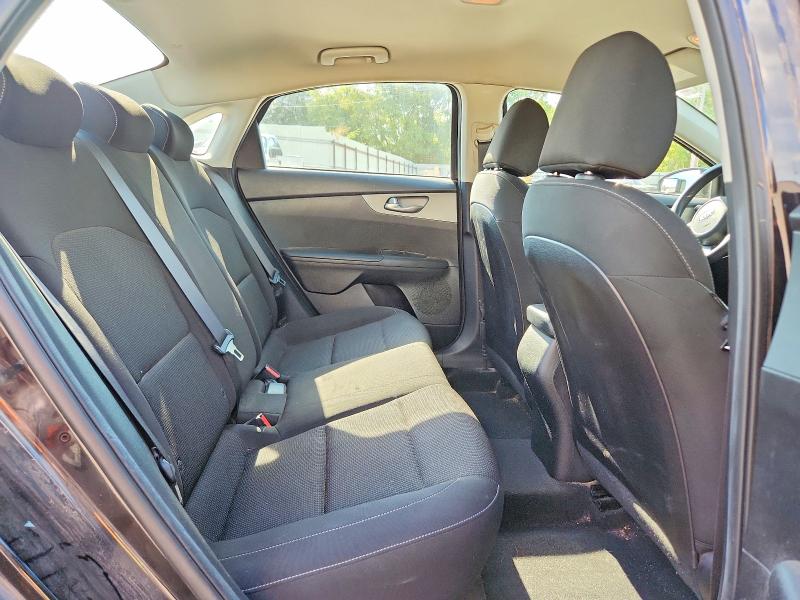 2021 Kia Forte მანქანა იყიდება აუქციონზე, vin: 3KPF24AD7ME360179, აუქციონის ნომერი: 69153106