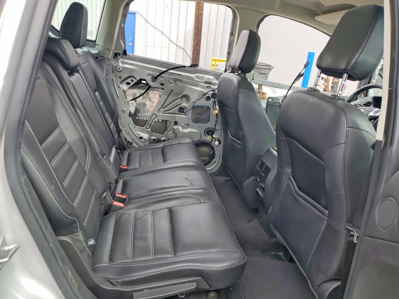 70100846 :رقم المزاد ، 1FADP5DU7JL101260 vin ، 2018 Ford C-max مزاد بيع