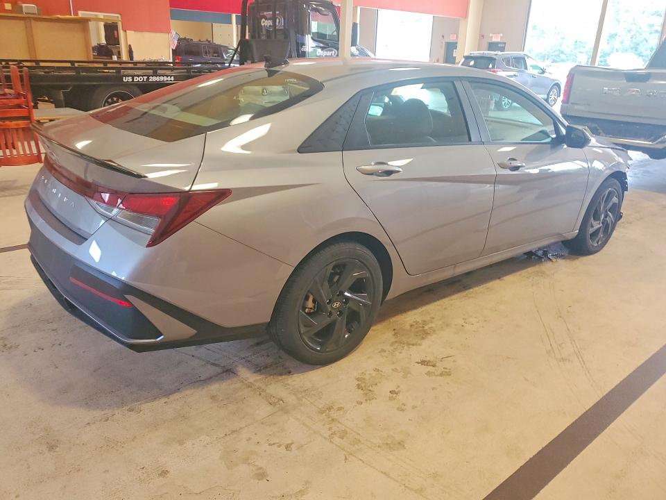 2026 Hyundai Elantra მანქანა იყიდება აუქციონზე, vin: KMHLM4DG6TU156858, აუქციონის ნომერი: 67305606