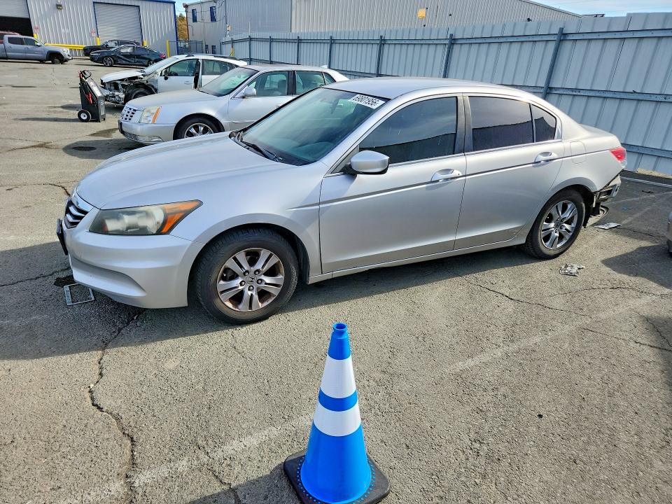 Aukcja sprzedaży 2011 Honda Accord, vin: 1HGCP2F63BA001741, numer aukcji: 69801956