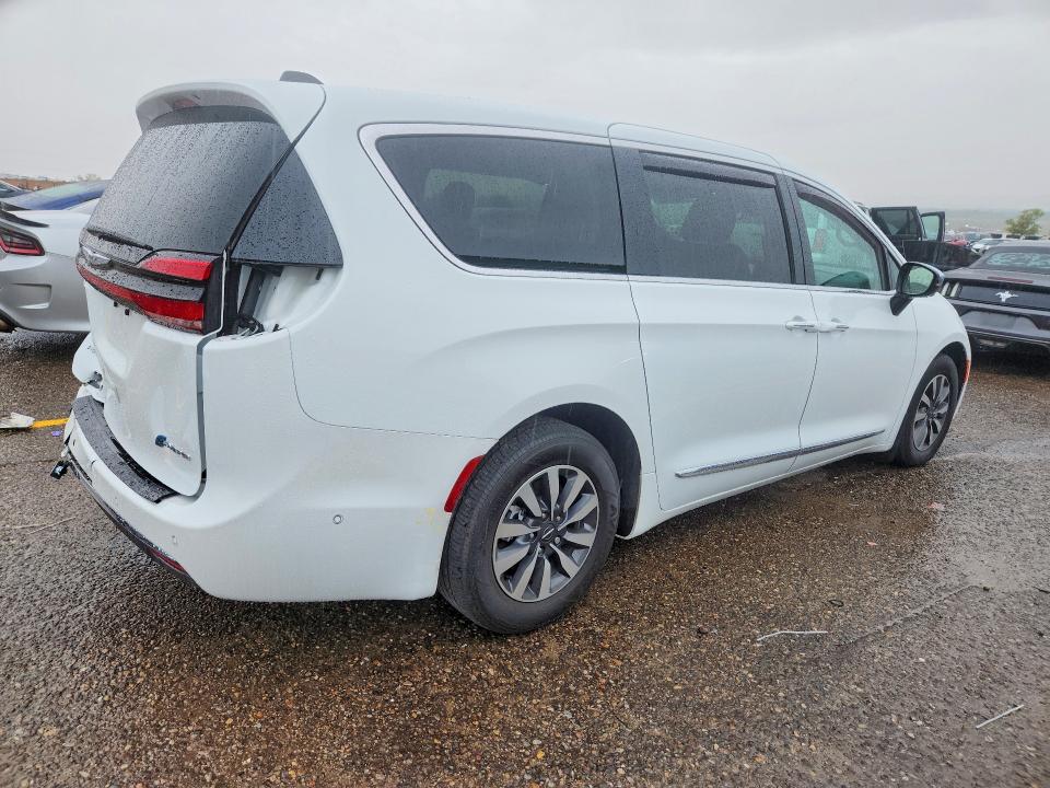 Aukcja sprzedaży 2023 Chrysler Pacifica, vin: 2C4RC1S70PR572930, numer aukcji: 68672926