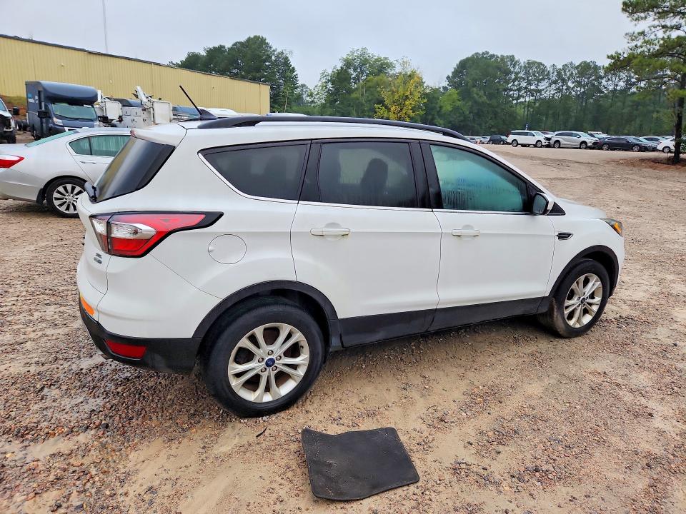 Продажа на аукционе авто 2018 Ford Escape, vin: 1FMCU9HD6JUA44202, номер лота: 68711226