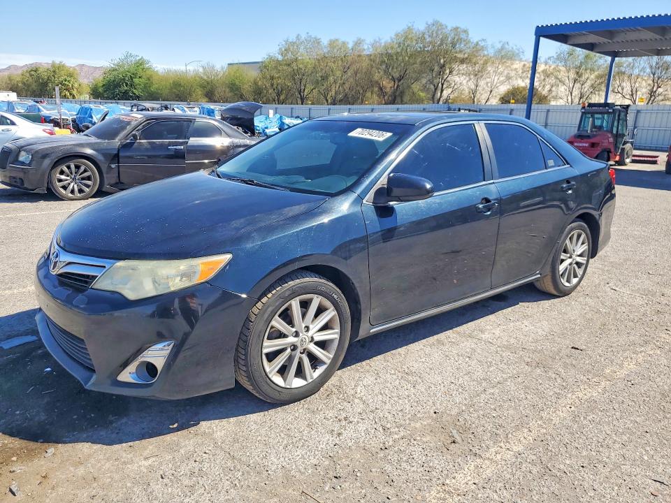 70294206 :رقم المزاد ، 4T4BF1FK6CR162669 vin ، 2012 Toyota Camry مزاد بيع