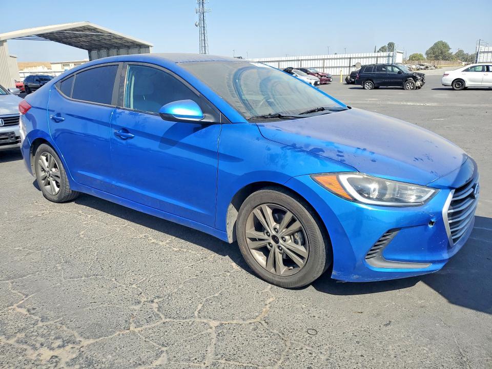 Продажа на аукционе авто 2018 Hyundai Elantra, vin: 5NPD84LF0JH297972, номер лота: 69728416