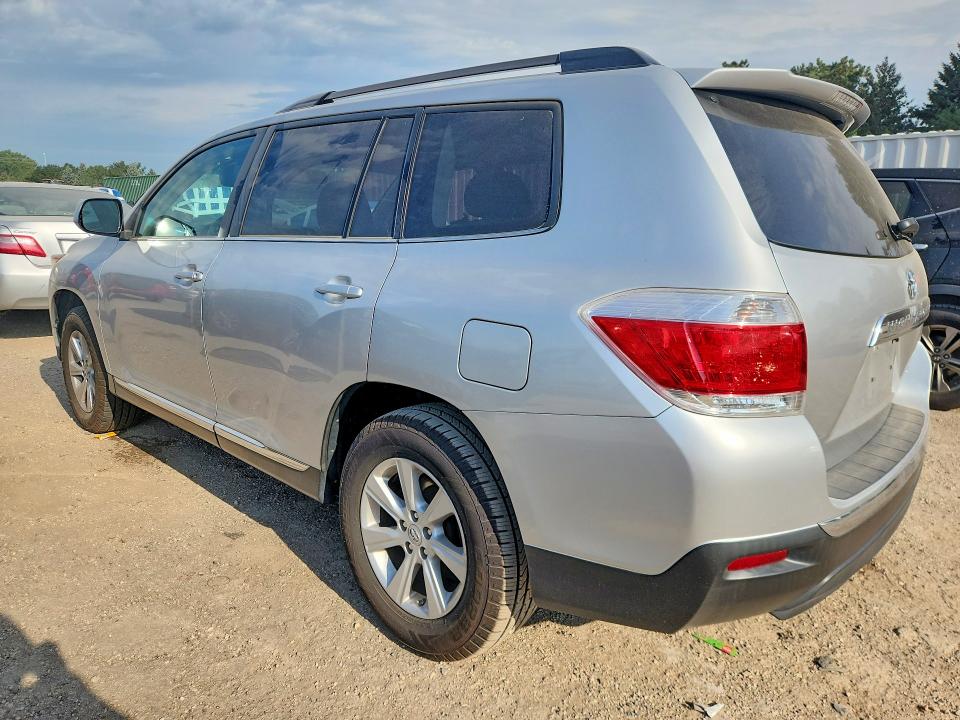 67407096 :رقم المزاد ، 5TDBK3EHXBS048804 vin ، 2011 Toyota Highlander مزاد بيع