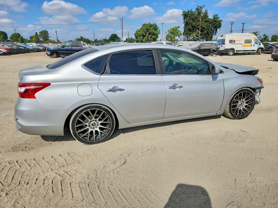 Aukcja sprzedaży 2017 Nissan Sentra, vin: 3N1AB7APXHY292232, numer aukcji: 67846826