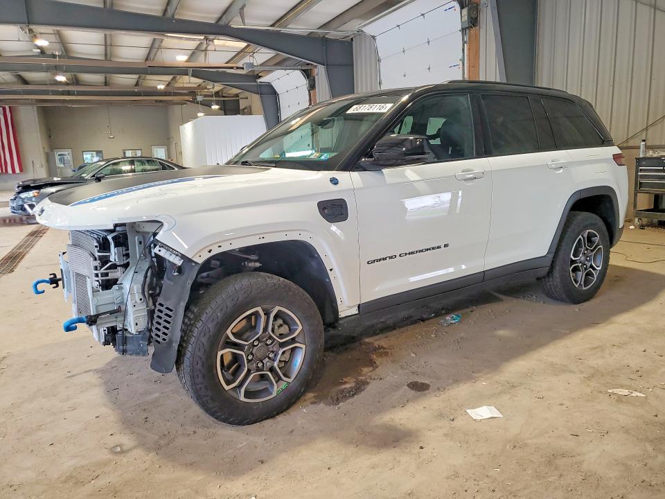 Auction sale of the 2023 Jeep Grand Cherokee, vin: 1C4RJYC65P8786070, lot number: 68178116