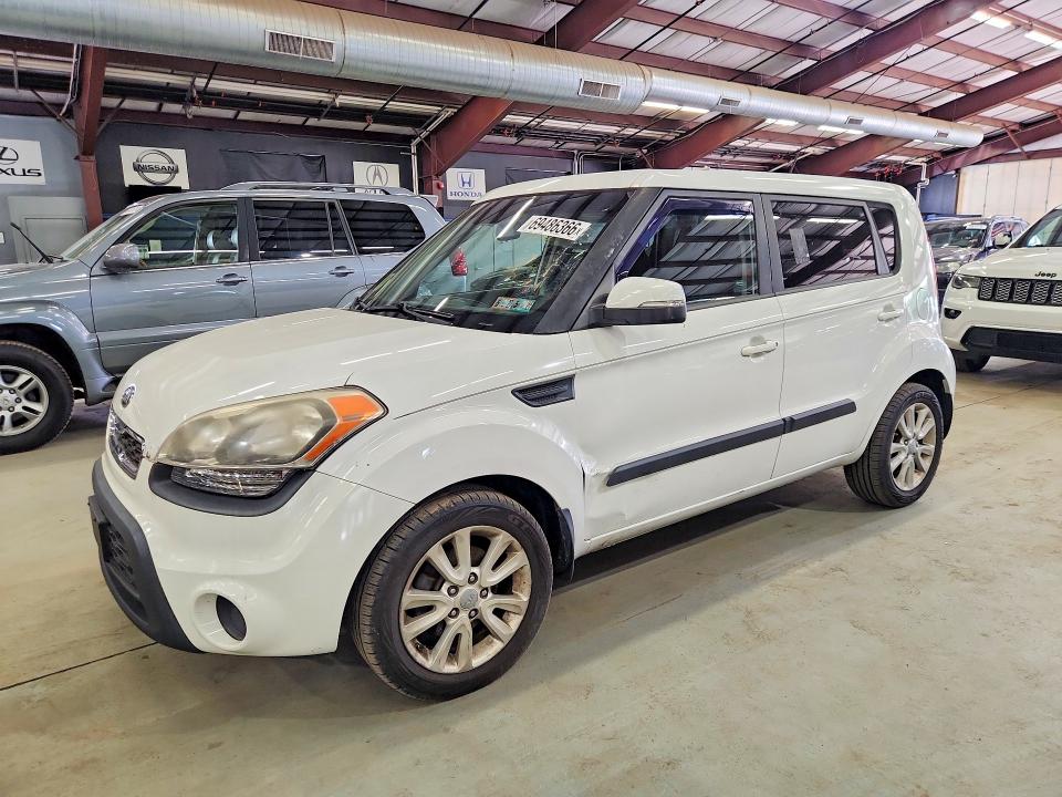 Auction sale of the 2012 Kia Soul, vin: KNDJT2A6XC7379725, lot number: 69486366