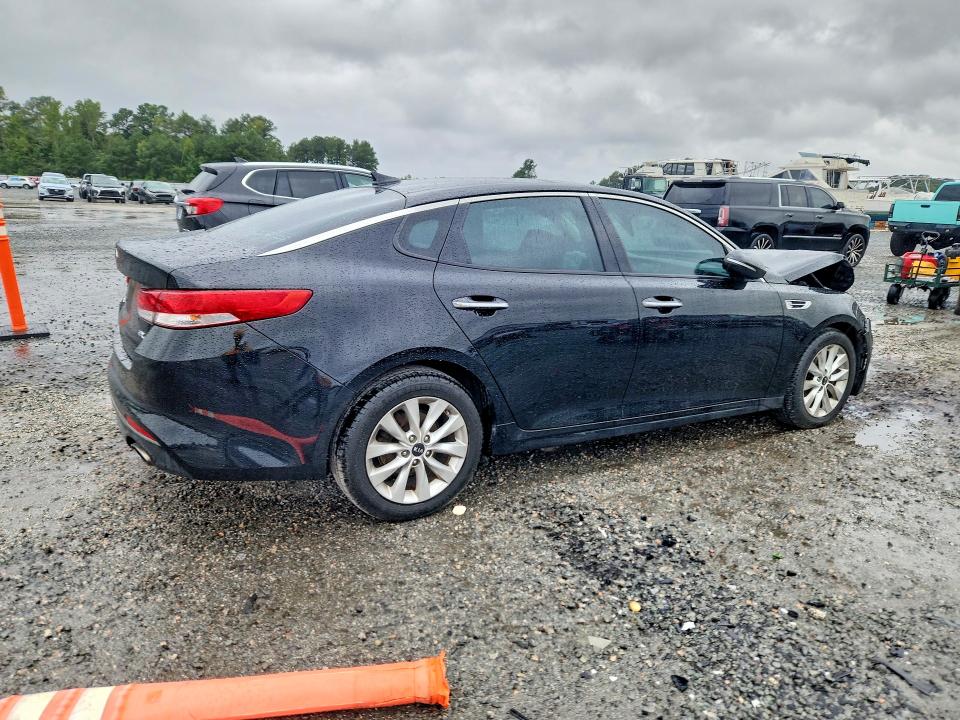 Aukcja sprzedaży 2018 Kia Optima, vin: 5XXGU4L33JG193034, numer aukcji: 70438736