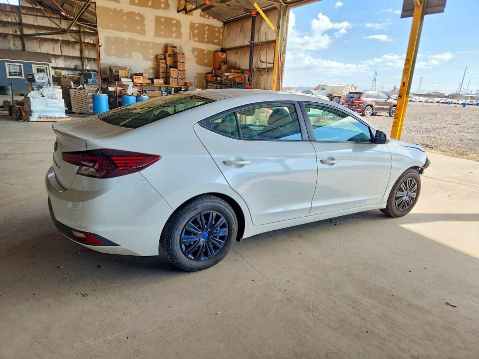 68876396 :رقم المزاد ، 5NPD74LF2KH435032 vin ، 2019 Hyundai Elantra مزاد بيع
