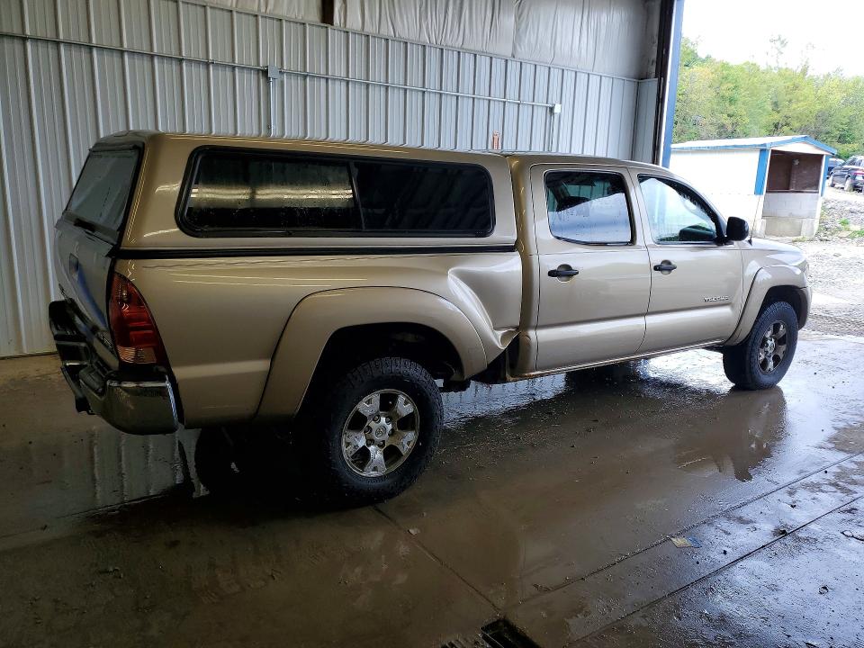 68523486 :رقم المزاد ، 5TEMU52NX5Z093581 vin ، 2005 Toyota Tacoma مزاد بيع