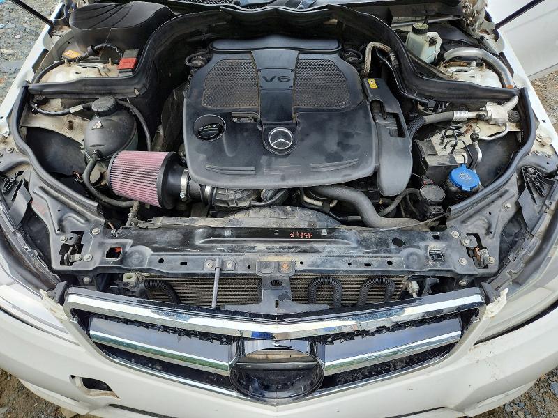 2014 Mercedes-benz C მანქანა იყიდება აუქციონზე, vin: WDDGF8AB4EA947609, აუქციონის ნომერი: 68396036