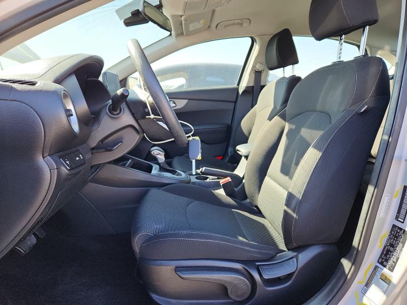 70550776 :رقم المزاد ، 3KPF24AD2ME330300 vin ، 2021 Kia Forte مزاد بيع
