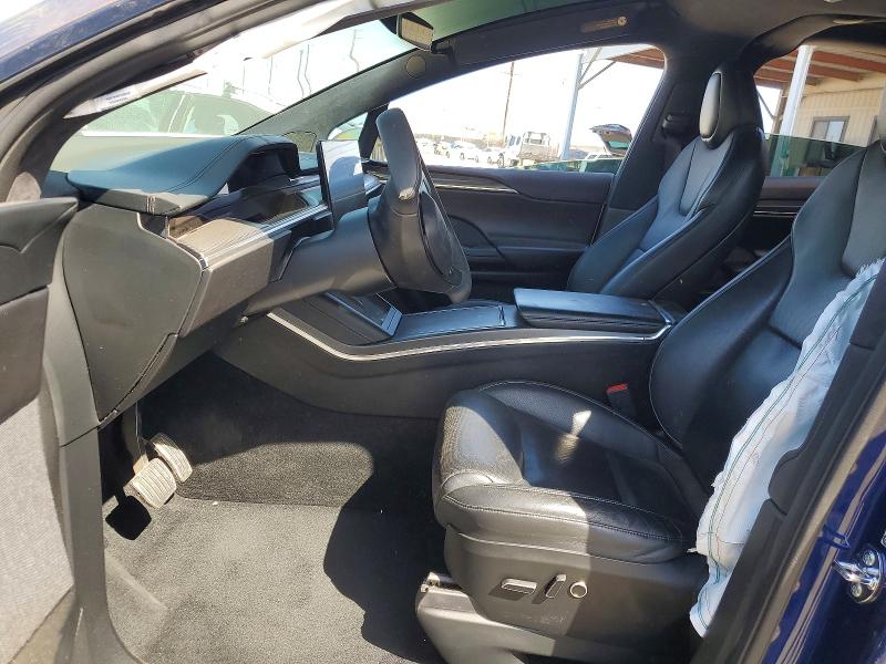 70335936 :رقم المزاد ، 7SAXCBE6XNF332327 vin ، 2022 Tesla Model X مزاد بيع