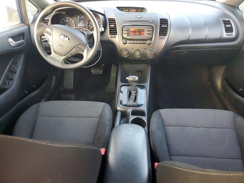 67651336 :رقم المزاد ، 3KPFK4A71JE181867 vin ، 2018 Kia Forte مزاد بيع