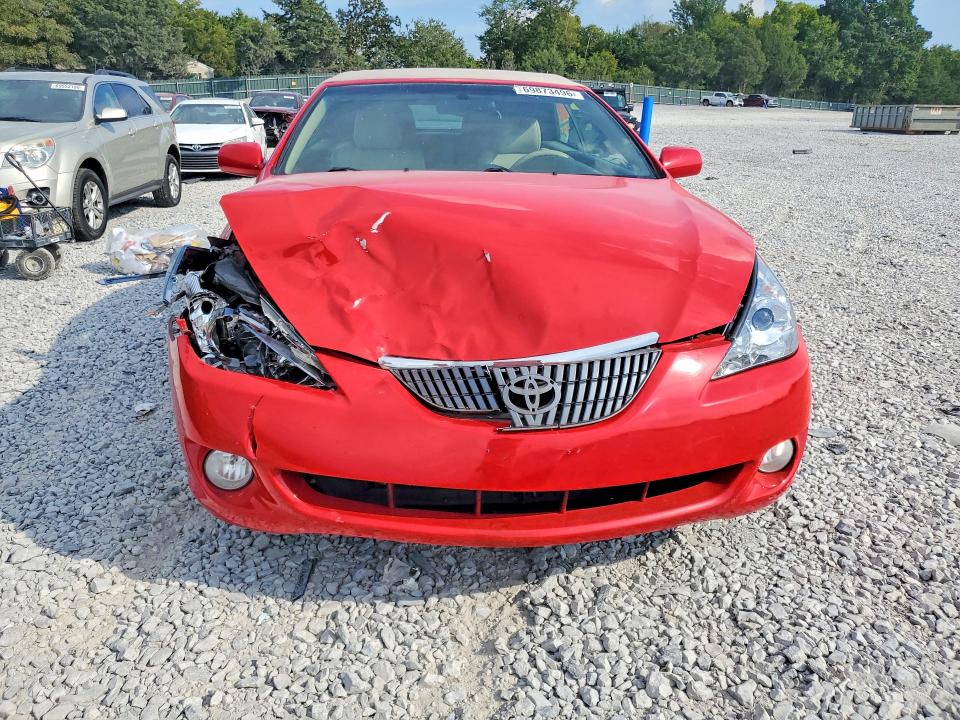 69873496 :رقم المزاد ، 4T1FA38P94U028626 vin ، 2004 Toyota Camry Solara مزاد بيع
