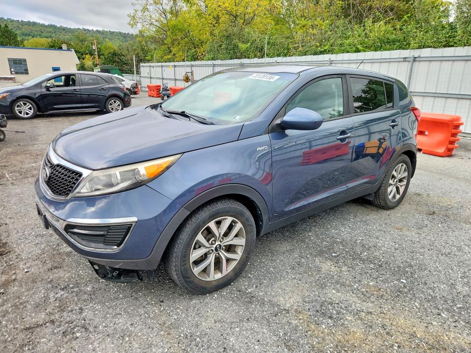 Auction sale of the 2016 Kia Sportage, vin: KNDPBCACXG7875932, lot number: 70120136